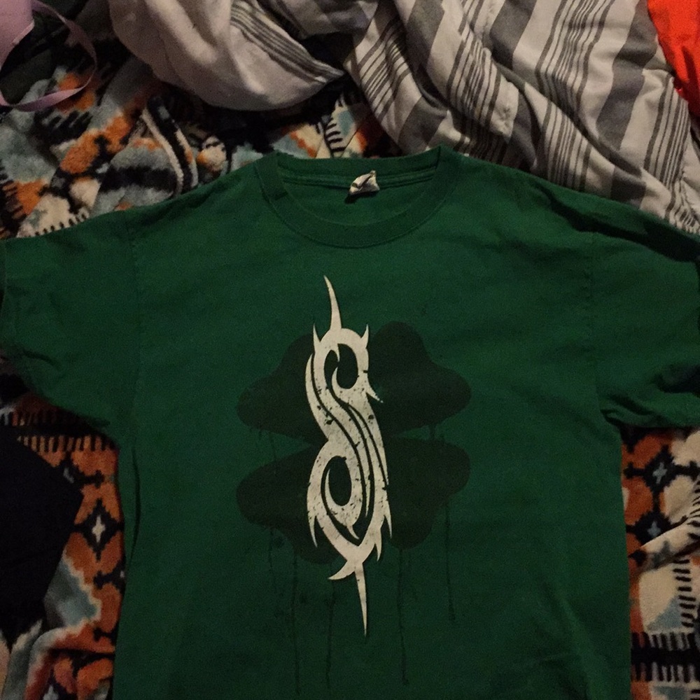 Medium Slipknot shirt
